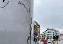 New 'Three Legs' streetlight will be repaired and repainted