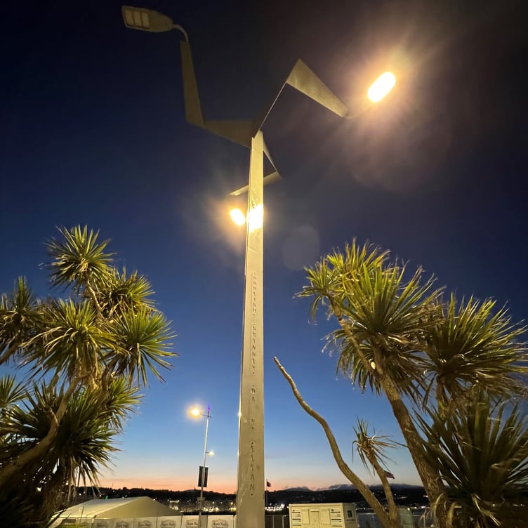 One of the three lights wasn't lit last week