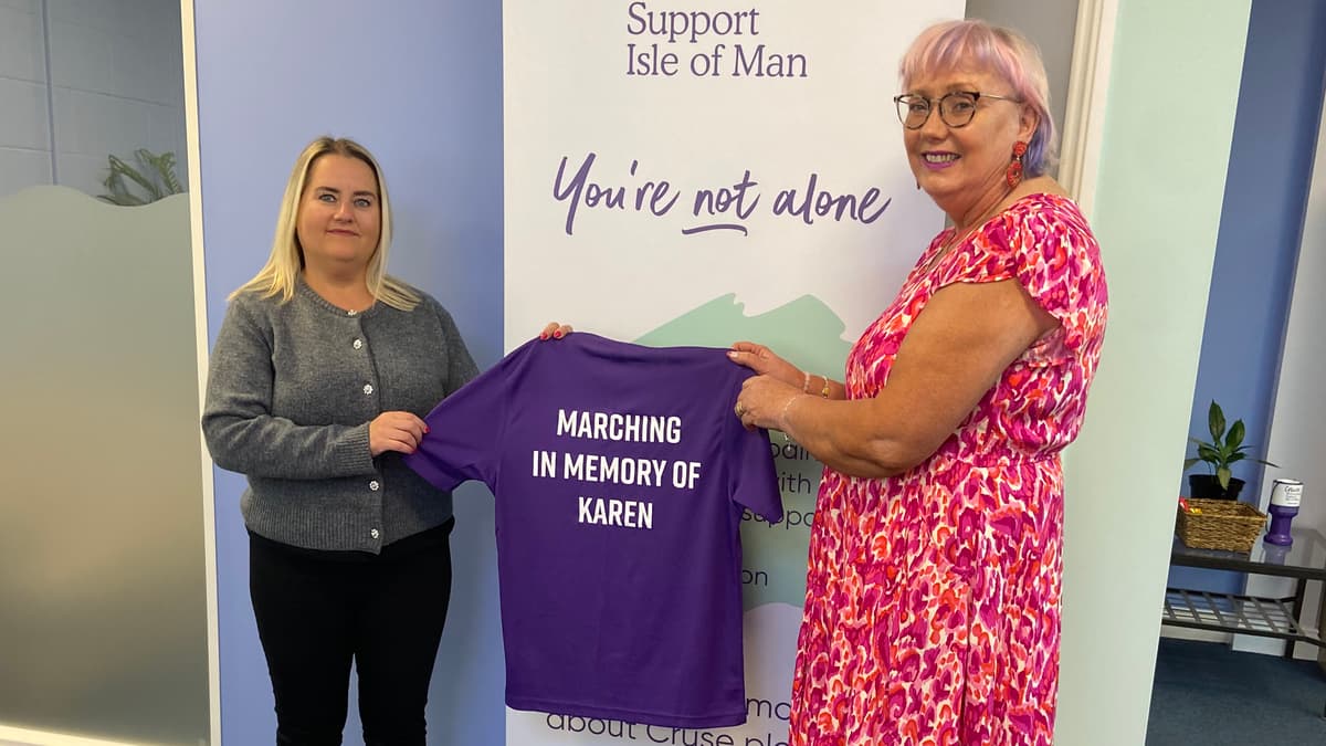 Isle of Man woman's step challenge honours childhood best friend ...