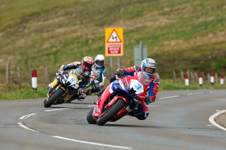 Supersport/Supertwin Qualifying, MDâS. Isle of Man TT Races 2025. Photo by Callum Staley (CJS Photography)