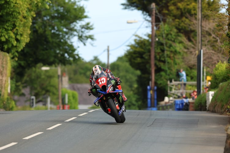 Peter Hickman during Friday evening's TT qualifying session (Photo: Callum Staley/CJS Photography)