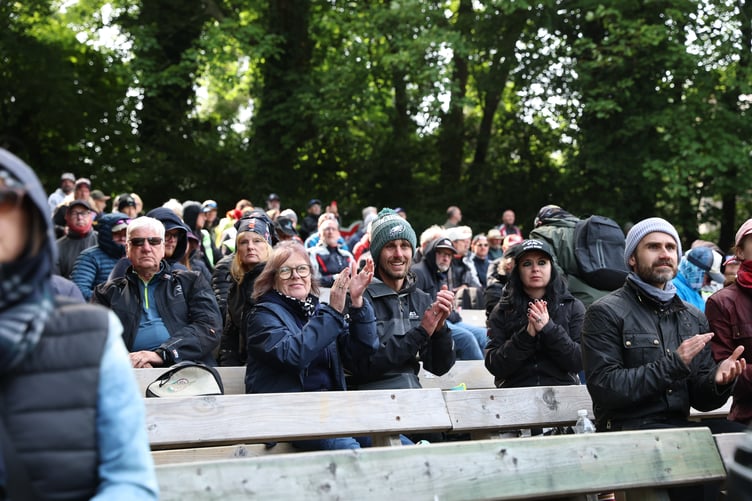 TT fans at Braddan Bridge