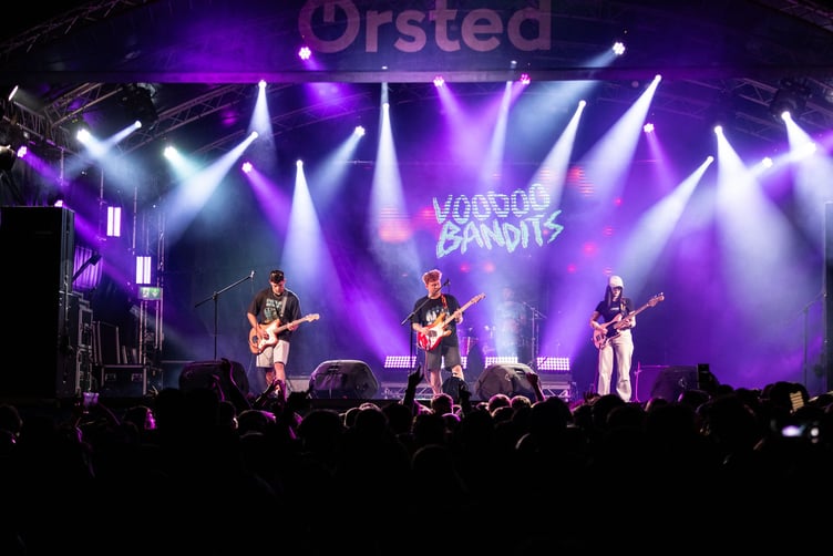Voodoo Bandits got the crowd moving with some hits on Friday night