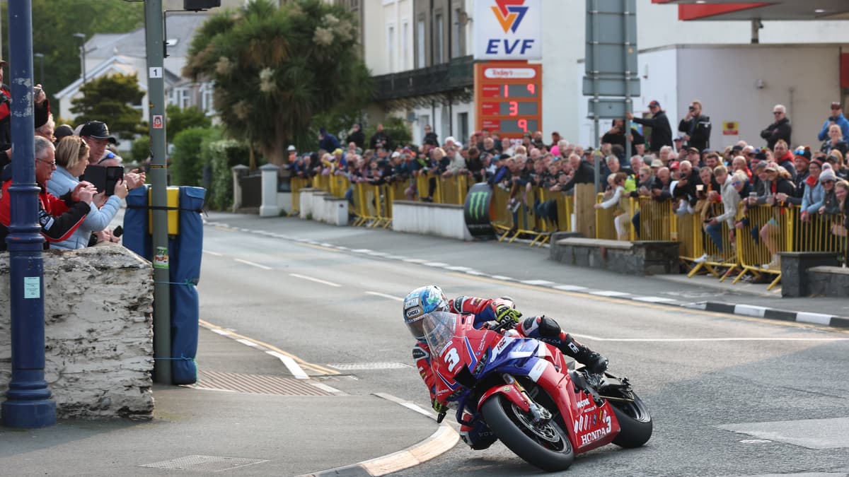 Tt Rider Harrison Isle of Man TT 2025: Dean Harrison secures fourth TT crown | iomtoday.co.im
