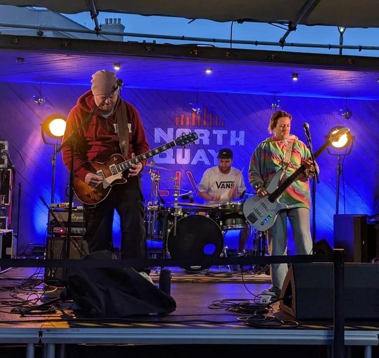 The Barefoot Revolution play a variety of hits