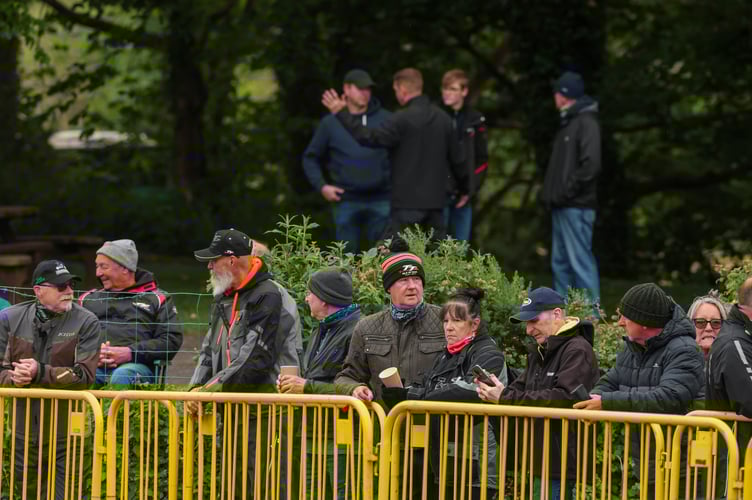 Spectators around the course waited almost all day for the Milwaukee Senior TT on Saturday, but sadly on saw a sighting lap before the decision was made to axe the final race