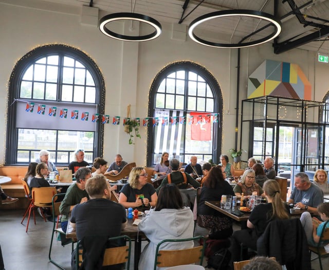 Isle of Man has shifted towards a UK-style hygiene system, cafe claims