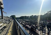 Watch as hundreds pay emotional tribute to Isle of Man TT legend