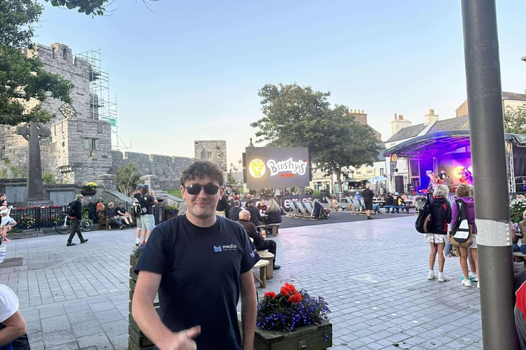 Media Isle of Man's Tom Curphey described the fanzone in Castletown Square as 'brilliant'