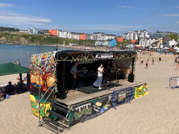 The Beach Festival saw a continuation of live music down by the Bay Hotel