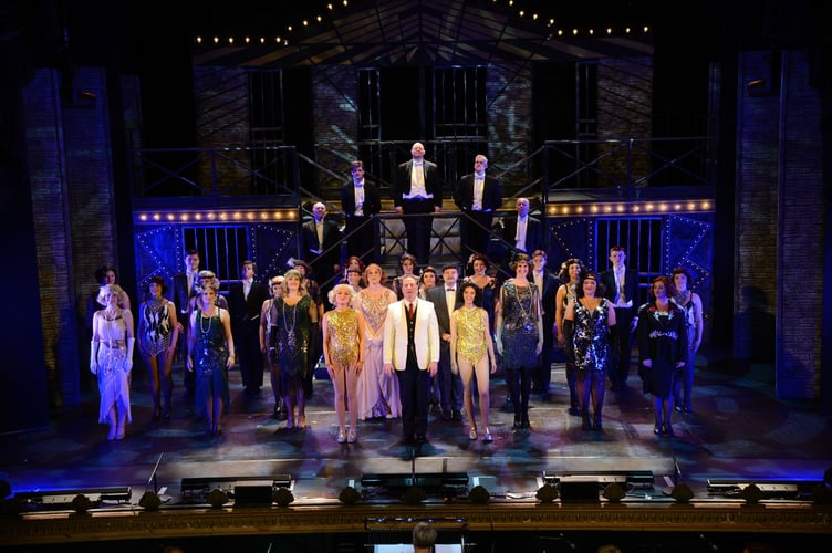 The cast of Chicago takes their bow at the end of the show (photo - Mike Trout)