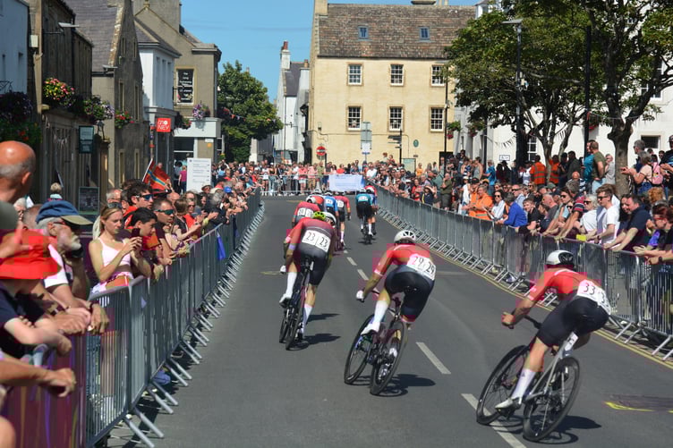 The streets of Kirkwall were packed on Friday for the town centre criteriums (Photo: Andy Dalrymple)
