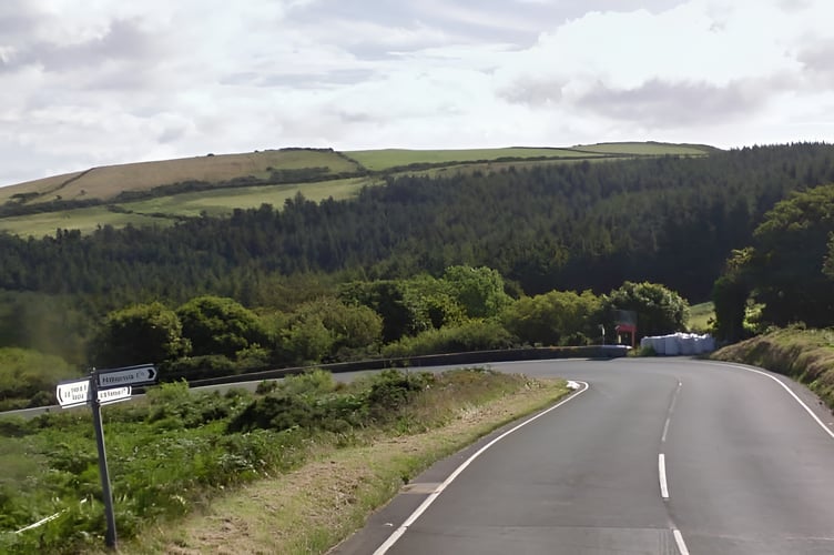 The Gooseneck on the Mountain Road near Ramsey