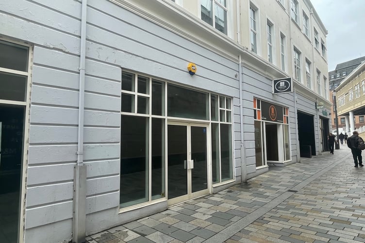 Proposed new TT-themed pub on Wellington Street in Douglas