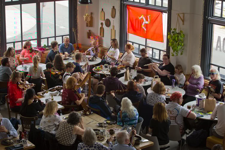 Manx session at Noa Bakehouse