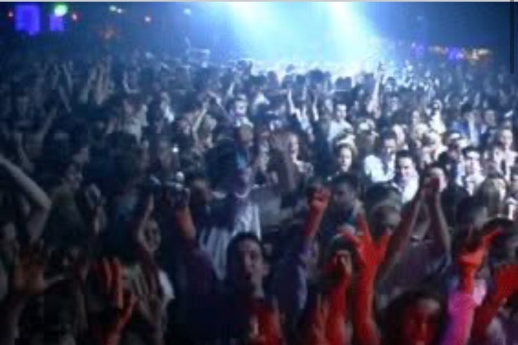 Big crowd at the Venue nightclub in Douglas in the early 2000s