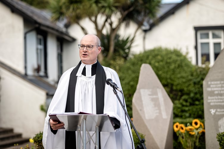 Prayers were led by the Mayor's Chaplain, Rev Michael Brydon (Jewell Photography)