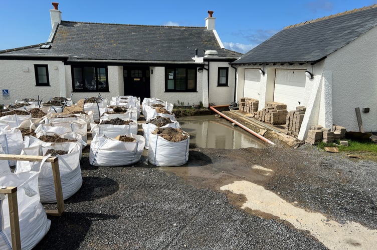 New drainage pipe installed at the Niarby cafe