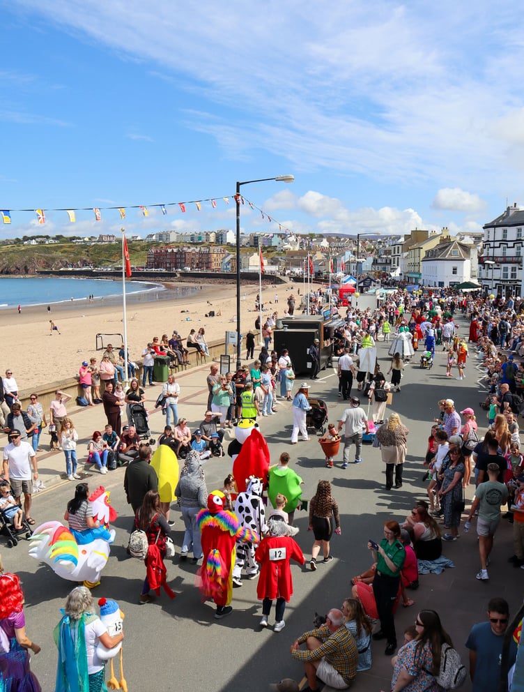 Delightful weather in the west welcomed crowds as they flocked to enjoy all what Peel Carnival had to offer