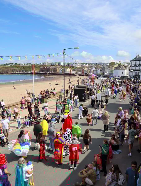 Delightful weather in the west welcomed crowds as they flocked to enjoy all what Peel Carnival had to offer