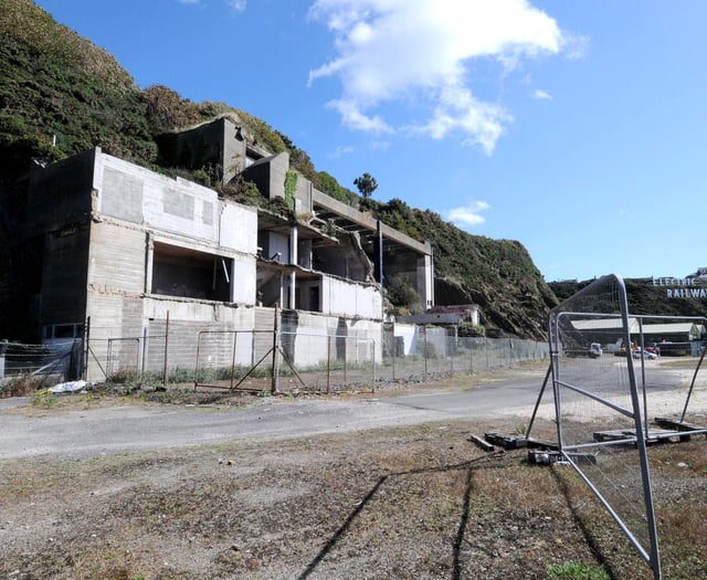 Douglas City Council opposes temporary car park plans at Summerland