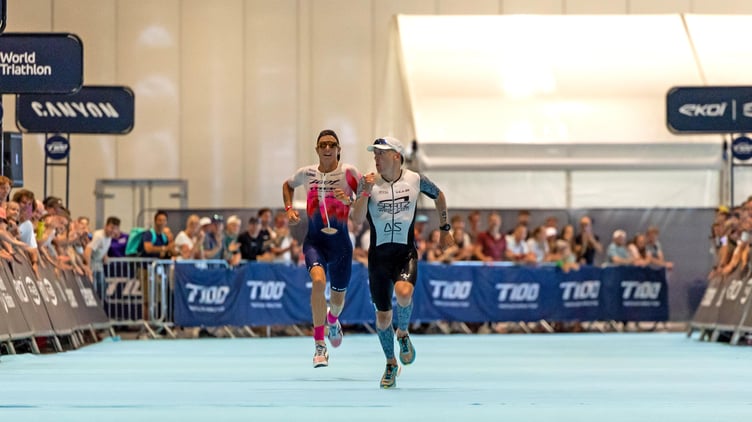 Manx triathlete Will Draper edges Ironman world medallist Sam Long in a sprint finish at the end of the T100 London over the weekend. The Isle of Man athlete finished as the leading Briton in a fine 11th place overall (Photo: T100)