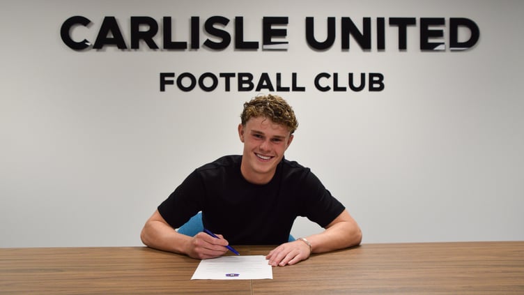 Manxman Freddie O’Donoghue has signed his first professional deal with League Two side Carlisle United.