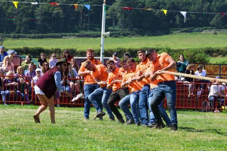 An intense Tug of War battle