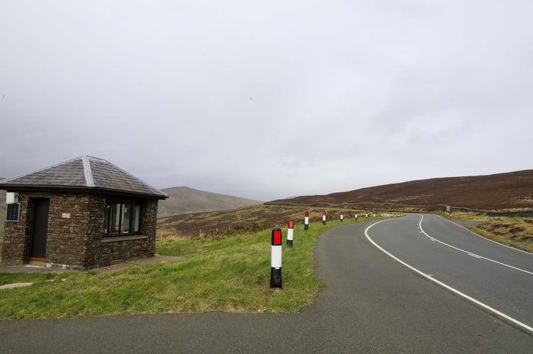 The Mountain Road is shut from the Creg Ny Baa to the Bungalow following a crash at Keppel Gate 