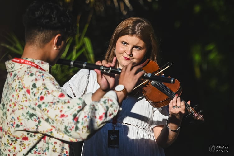 Raygie Dolloso and Maeve Callister perform at the Festival Interceltique de Lorient