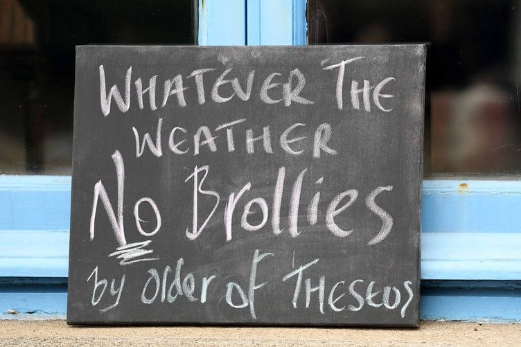 No brollies!