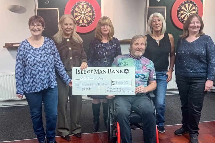 (Left to right:) Cheryl Kneen, Lesley Turnbull (Founder of Wish Upon A Dream), Tracey Radcliffe, Darren Kennish, Jackie Skillan and Sandra Buckeridge