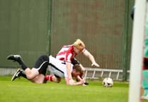 Premier League's top two go head-to-head in Port Erin