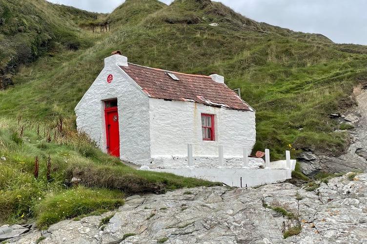 Knockuskey at Niarbyl is one of the island's most photographed cottages
