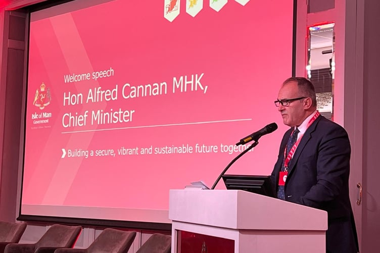 Chief Minister Alfred Cannan