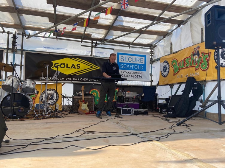 DJ Chris Steriopolus performing back in 2021