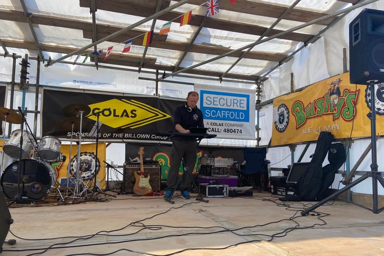 DJ Chris Steriopolus performing back in 2021