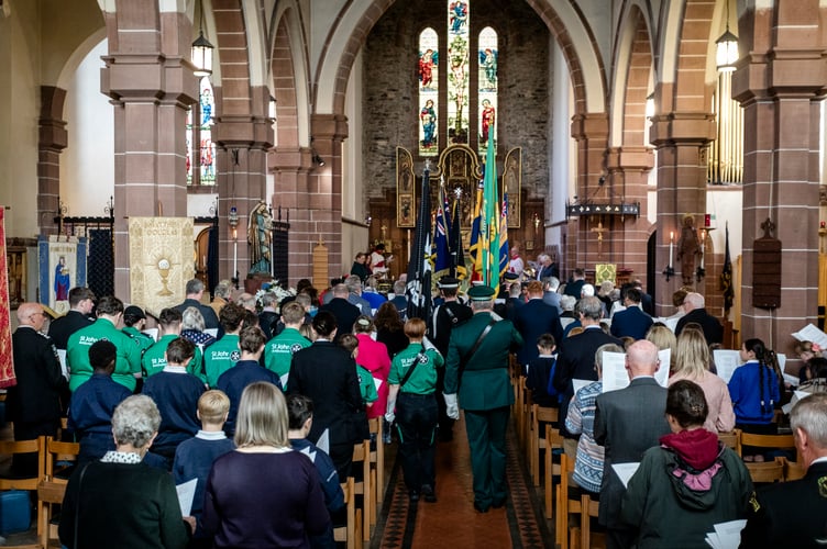 A Civic Service at St Matthew’s Church was conducted by the Mayor’s Chaplain, the Reverend Dr Michael Brydon