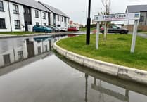 Talks continue at resolving a dispute over unfinished Isle of Man housing estate