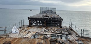 Pier volunteers tidy up after Storm Amy 