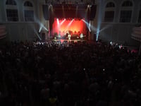 Villa Marina addresses audience feedback about talking at shows