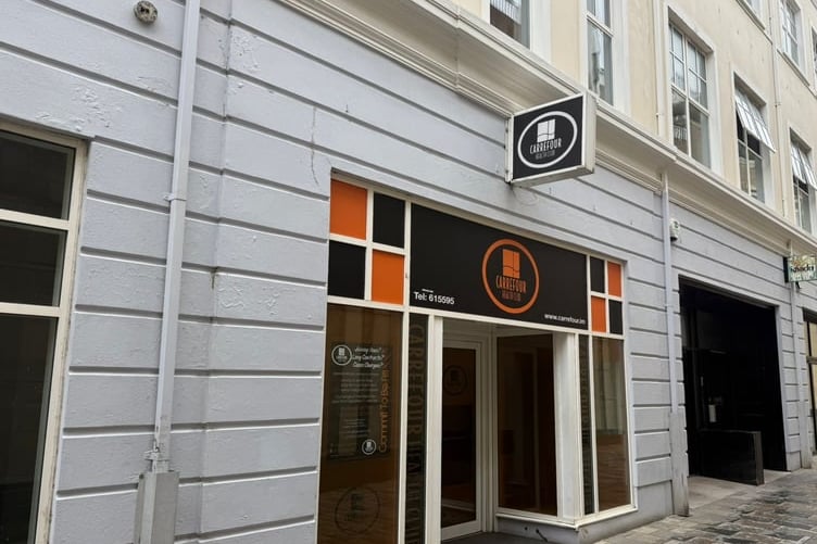 Carrefour Health Club in Douglas