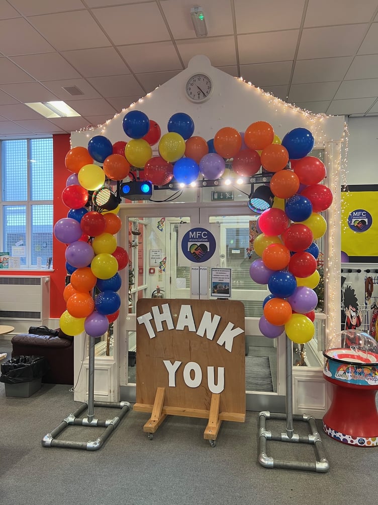 A sign saying thank you to all those in the community who helped to get the venue running again