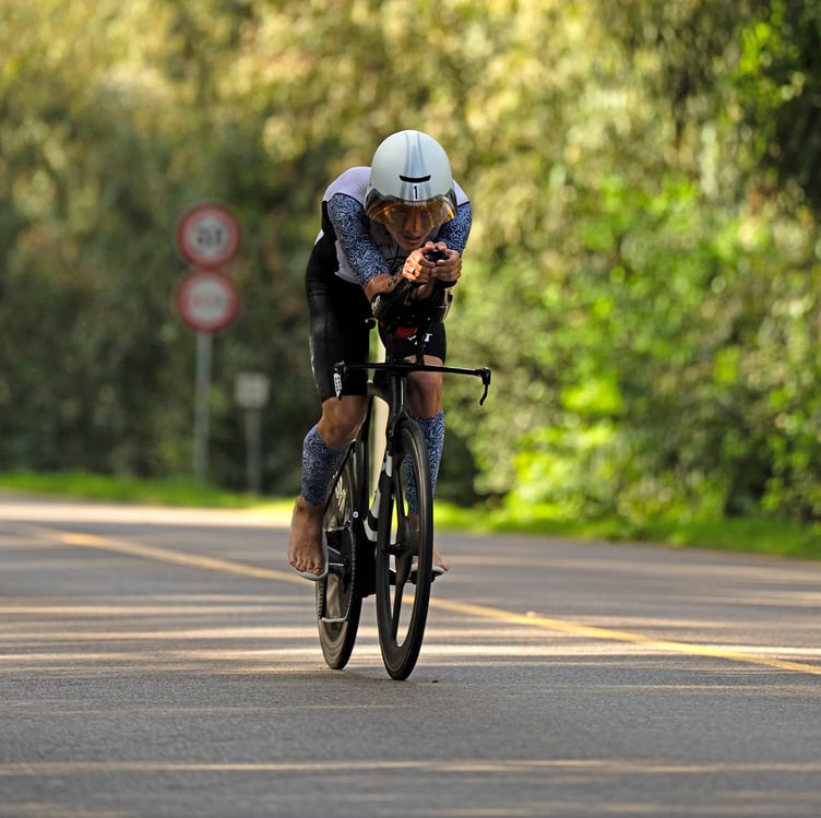 Will Draper in action on the bike section on his way to finishing fourth in the Challenge Forte Village event in Sardinia over the weekend (Photo: Dennis Glaubach)