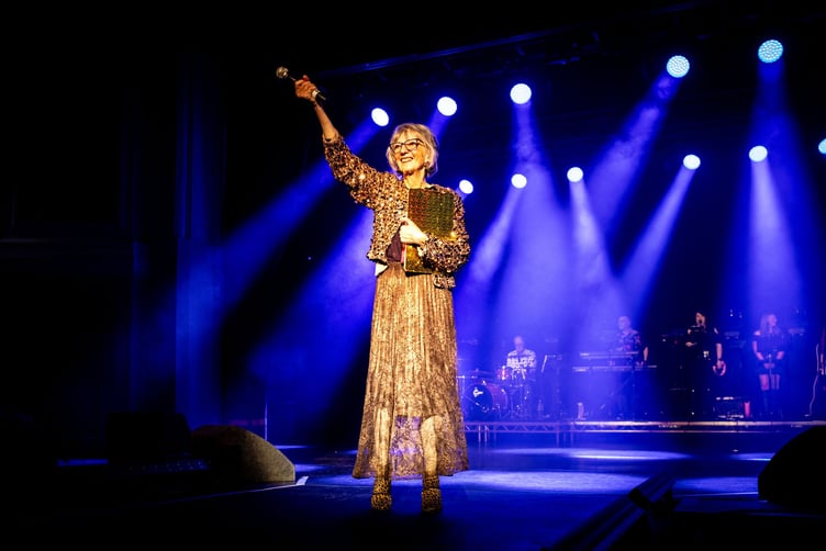 'Hilarious' host Dot Tilbury takes centre stage