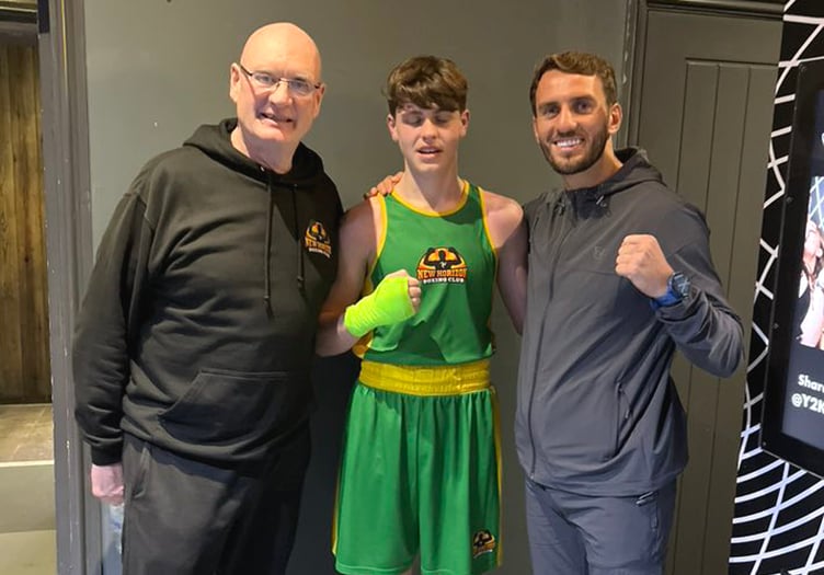 New Horizon boxer Lenny Henderson (centre) pictured with club coach John Cain (left) and Isle of Man professional Mathew Rennie in Liverpool