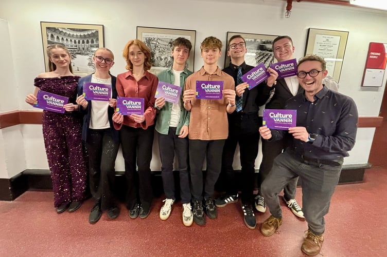 Scran with their mentor, David Kilgallon