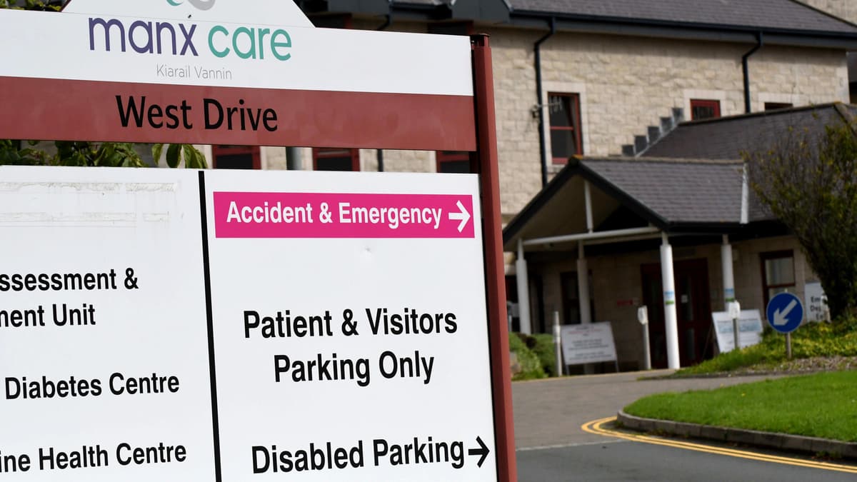 Doctors call for 60% cut to Manx Care management roles