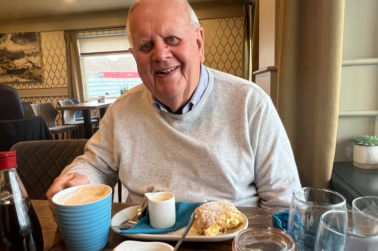 Phil Woodford, aged 88, has died