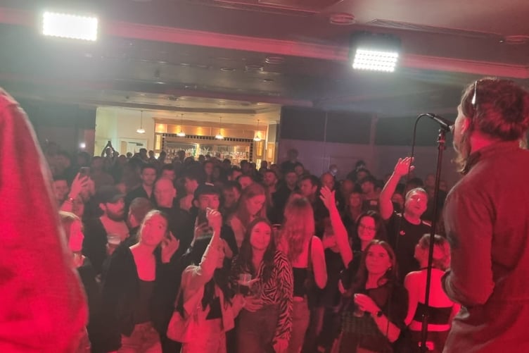 Heathen Chemistry perform to a sell-out crowd at the Villa Marina Promenade Suite on Saturday